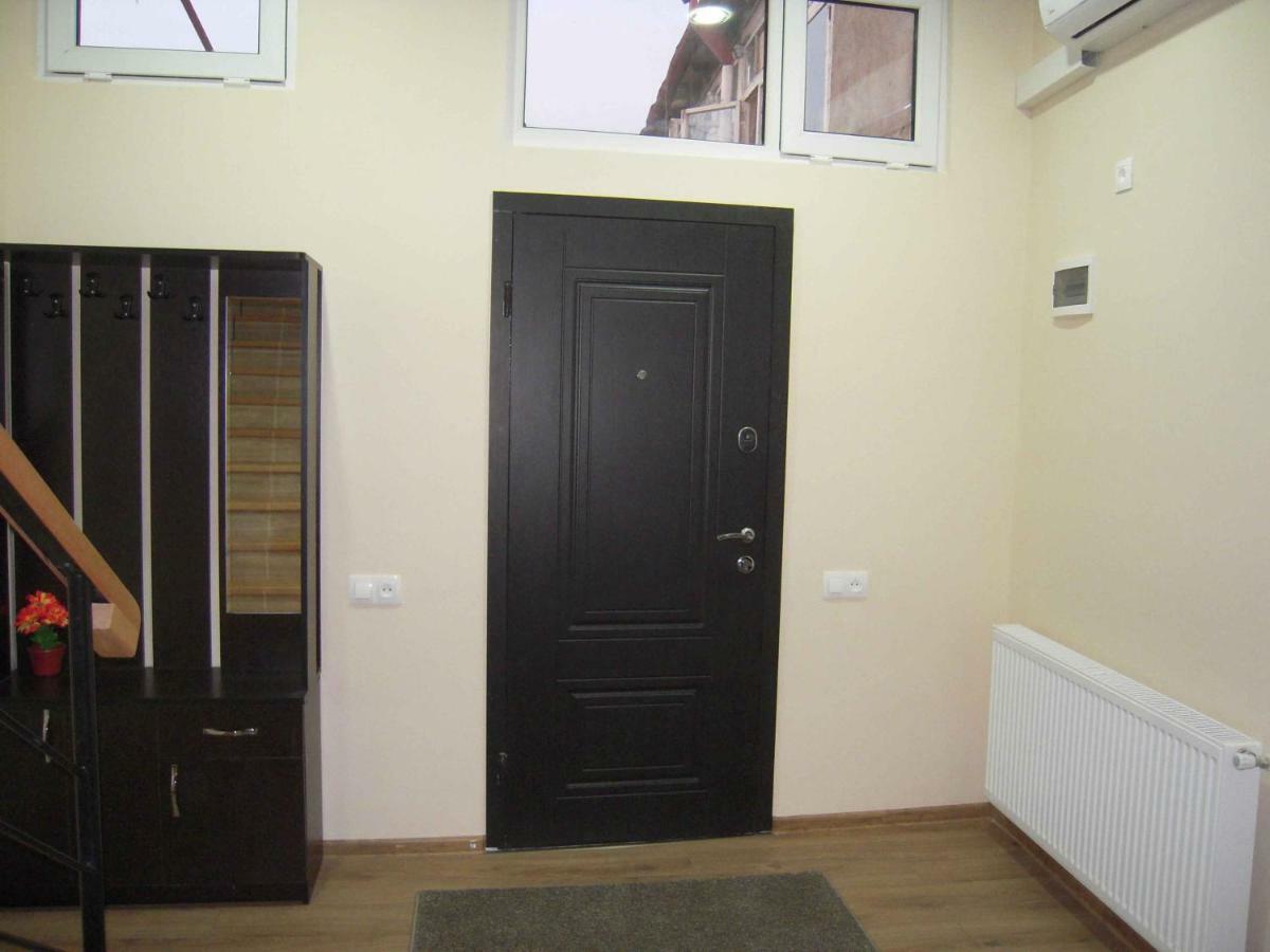 Full House Apartment Tbilisi Exterior photo